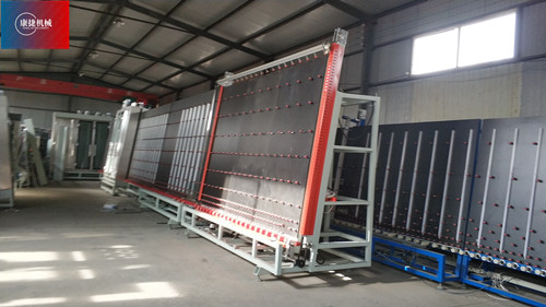 冬天了，中空玻璃生產線的清洗段如何保養