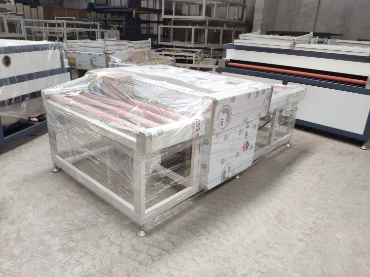 臥式玻璃清洗（xǐ）機的使用注意事項